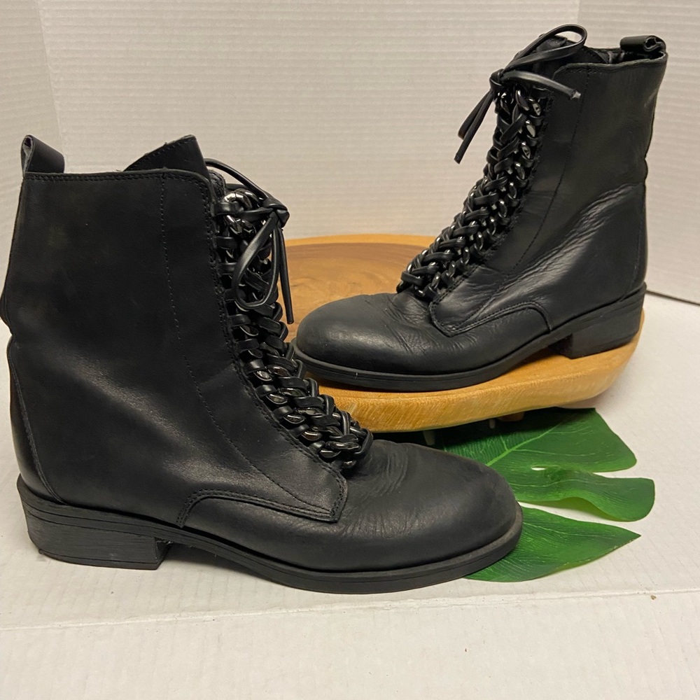 Fergie NEMO Leather Chained MoTo Combat Boots